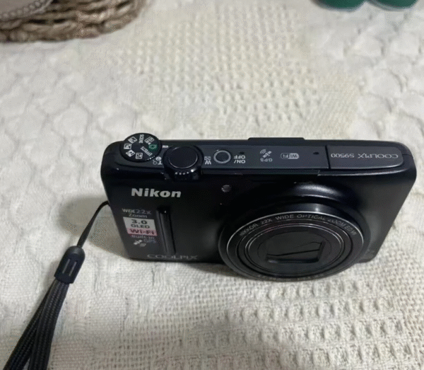 Authentic Old-School Digital Camera Limited Availability – Refreshed Edition - Image 4