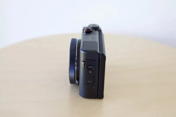 Canon PowerShot G7x Mark II 20.1MP Digital Camera - Image 5