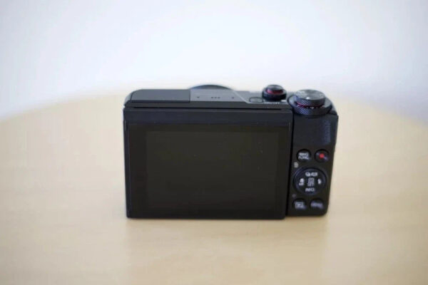 Canon PowerShot G7x Mark II 20.1MP Digital Camera - Image 6