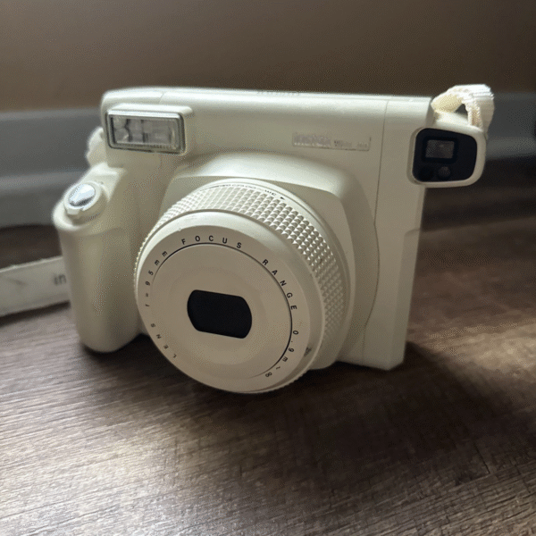 Wide Format Instant Camera – White, 95mm Lens with Flash - Image 2