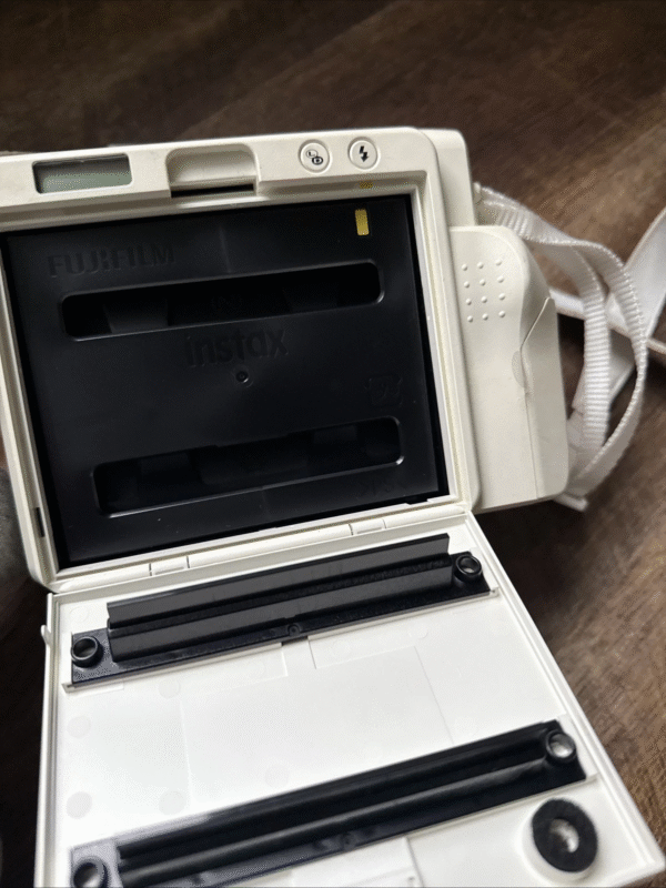 Wide Format Instant Camera – White, 95mm Lens with Flash - Image 7