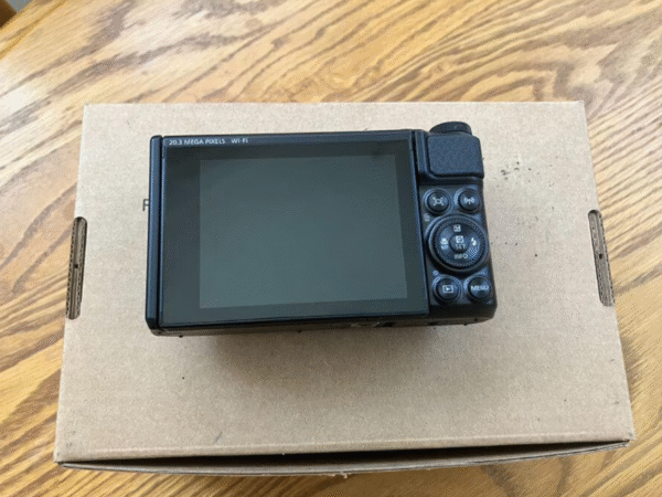 Canon PowerShot SX740 HS - Image 4